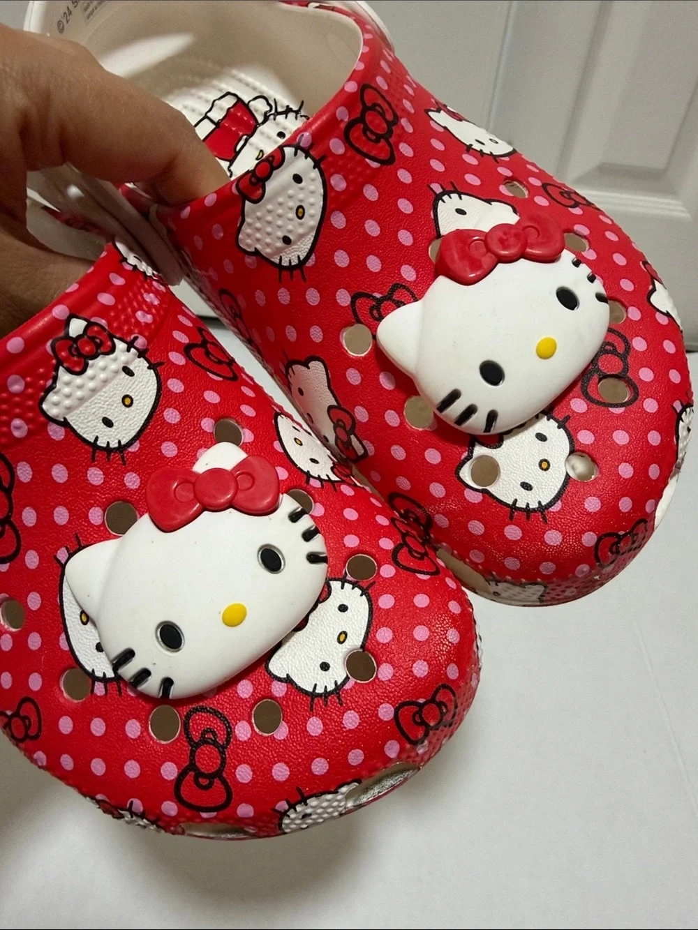 Crocs X Sanrio Hello Kitty & Friends Classic Clogs - Kids/Junior Size 3